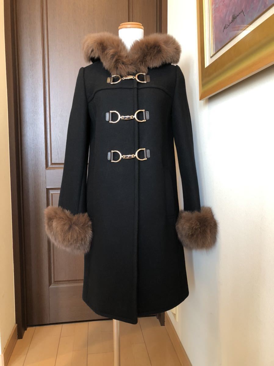ジャスグリッティー JUSGLITTY ダッフルコート - 黒 ジャス 美品 フード ファー ジャスグリッティーNo.1買取！満足度97％！宅配買取ブランドバイヤー – 全国から女性の洋服を宅配買取いたします！ ダッフル ＊ダッフルコート ビット 公式通販
