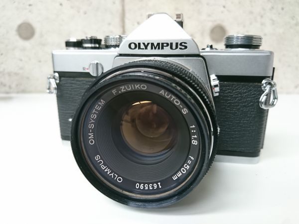 外観美品　OLYMPUS OM-1 ボディ 202048 レンズ F.ZUIKO AUTO-S 1:1.8 f=50mm ストロボ パナショット140