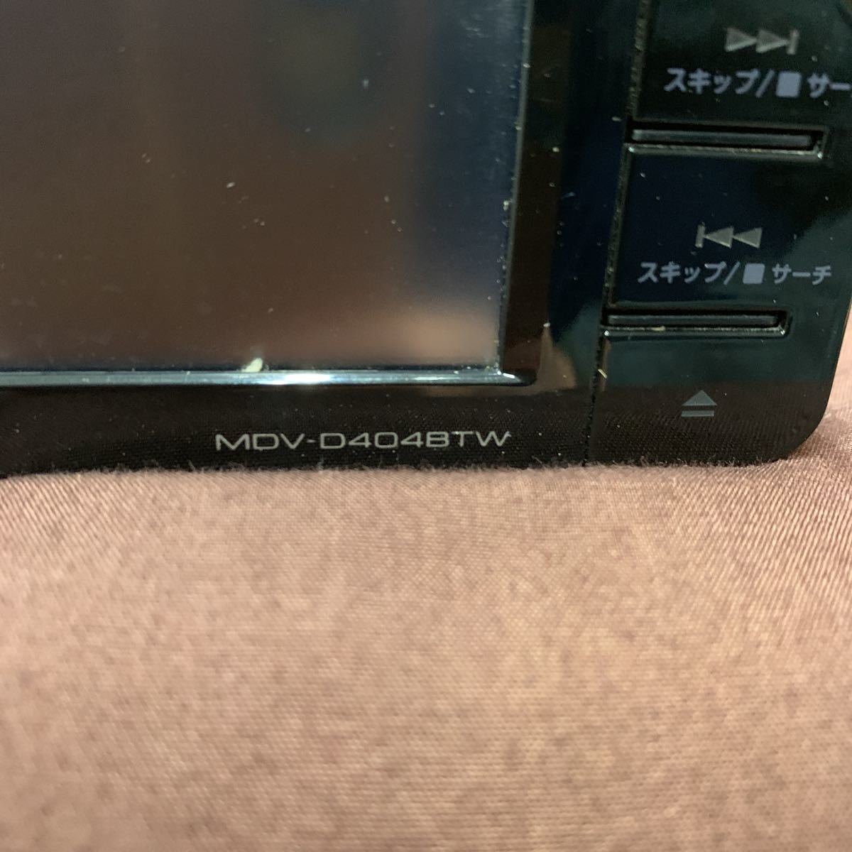 動作確認済み！送料無料！ケンウッド ナビ　MDV-D404BTW 本体のみ現状渡しのためノークレームノーリターンでお願いします。
