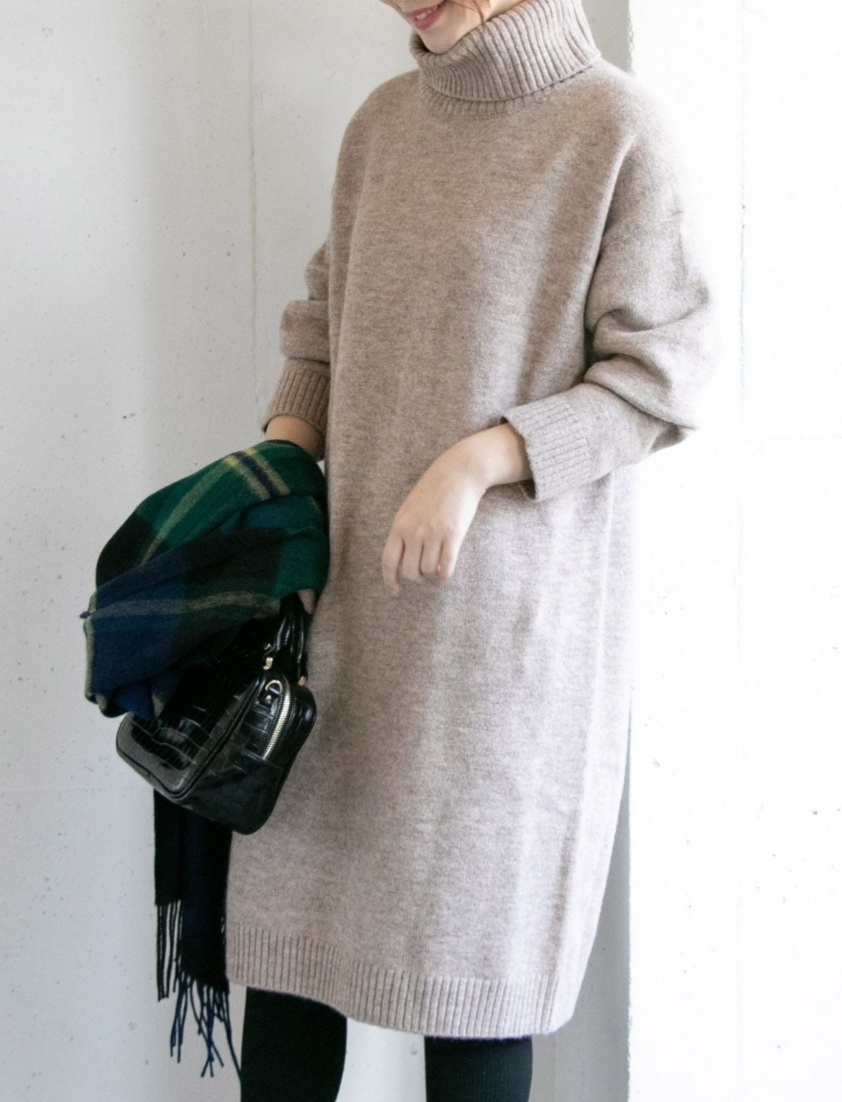 人気，お得 試着のみタグなし URBAN RESEARCH ROSSO タートルネックワンピース ベージュ 38(ワンピース)｜売買されたオークション情報、yahooの商品情報をアーカイブ公開 - オークファン 女性用