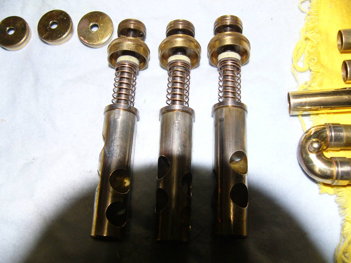 Selmer トランペット - メルカリ 社製CADETモデルのトランペット 公式