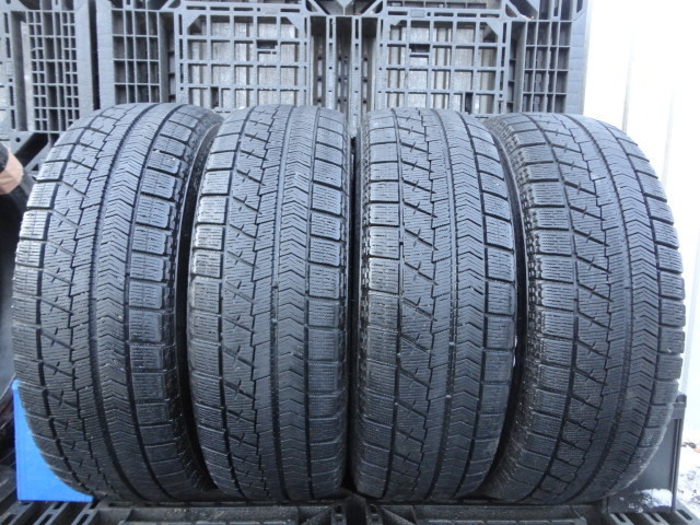 深溝205/60R16ブリヂストン ブリザックVRX3 ① 深溝 205/60R16 