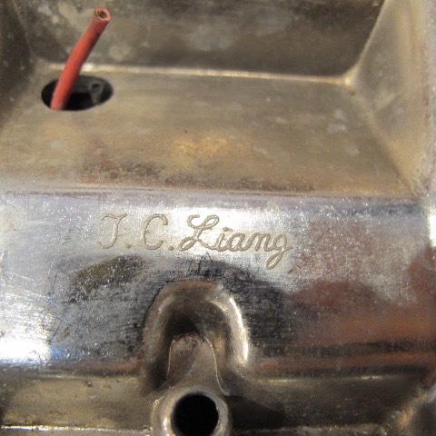 B191273J-17 ナックル.パン トゥームストーンテールランプ トゥーム