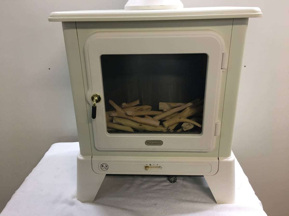 DeLonghi/デロンギ SFA2040J 暖炉型電気ファンヒーター 動作確認済み