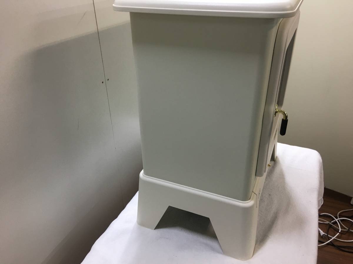 DeLonghi/デロンギ SFA2040J 暖炉型電気ファンヒーター 動作確認済み