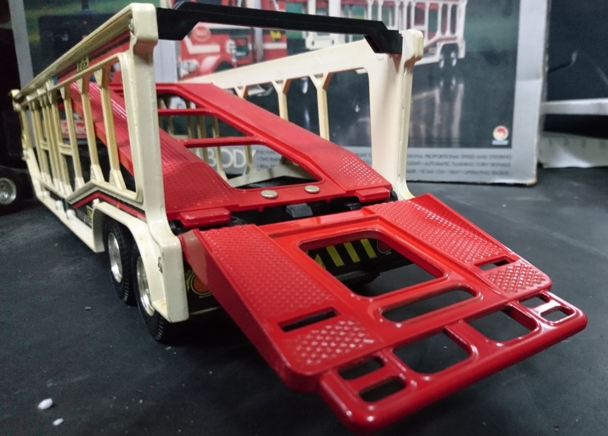 ピータービルト シンセイ 重量物運搬用トレーラー ラジオエレコン