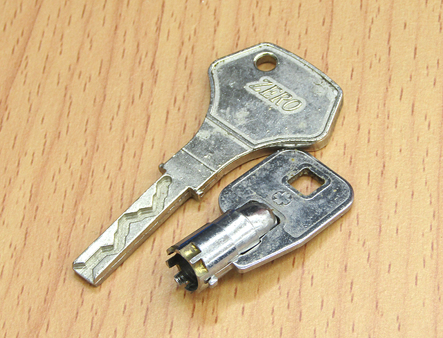 札幌発 パチスロ実機 サミー パチスロエイリヤンビギンズ コイン不要機搭載 無段階ボリューム調整有 家庭用電源対応 5号機 中古品 動作確認_10