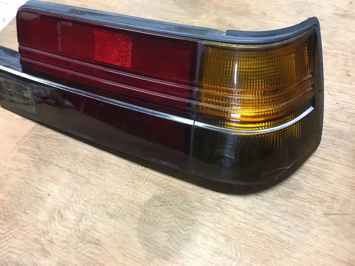 AE86 後期トレノ テールランプ左右 ジャンク扱い ベースに