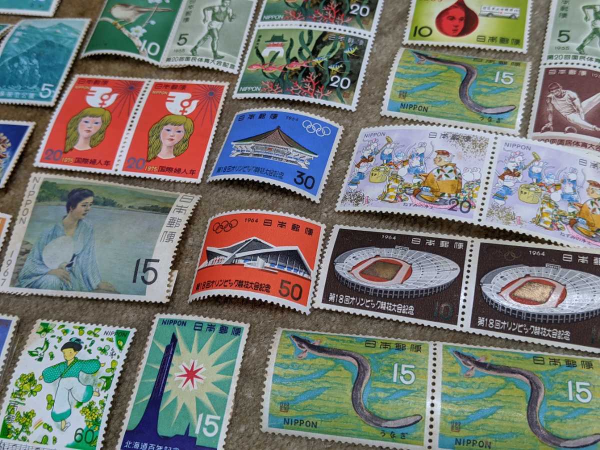 古い切手 1960年代～ 額面10,615円 湖畔 髪 序の舞 婦人像 明石町 気球揚がる 舞妓林泉 蝶 源氏 黒船屋 釣便利 松に草花図 機織図 東京五輪_9