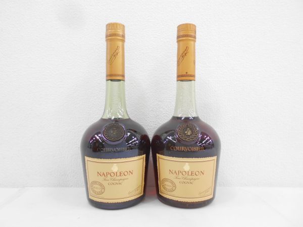 古酒　NAPOLEON　COGNAC　COURVOISIER　クルボアジェ　2本 飲料 古酒 未開栓 2本セット COURVOISIER/クルボアジェ NAPOLEON