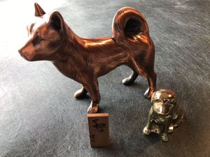 犬の置物。正一。刻印。在銘。金属製。銅製？真鍮？。東洋美術。金属工芸。骨董品。 犬 置物 銅のYahoo!オークション(旧ヤフオク!)の相場・価格を見る