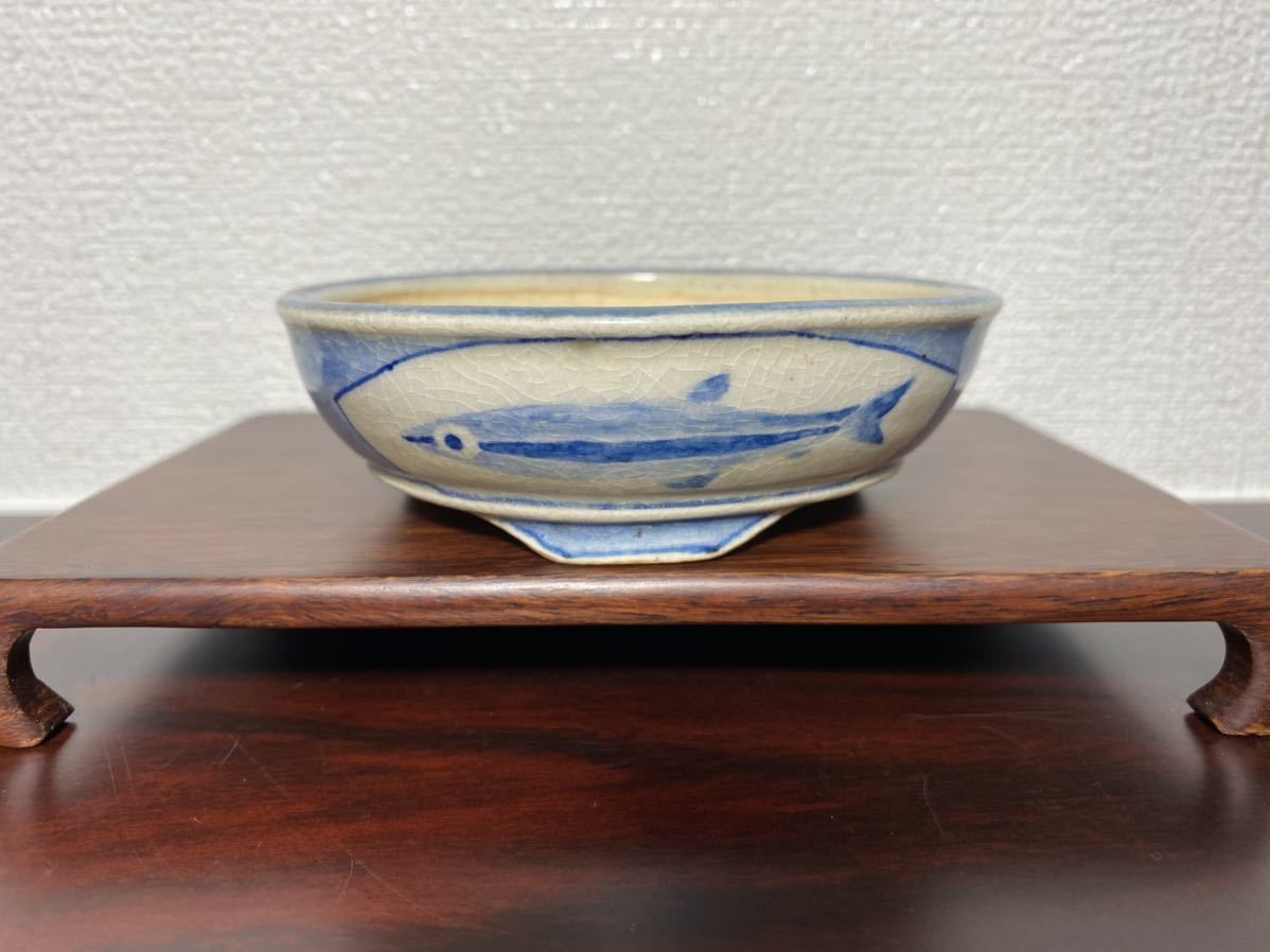 盆栽鉢、山田重俊、染付、花、魚、丸鉢 に興味をもっていただき 【公式