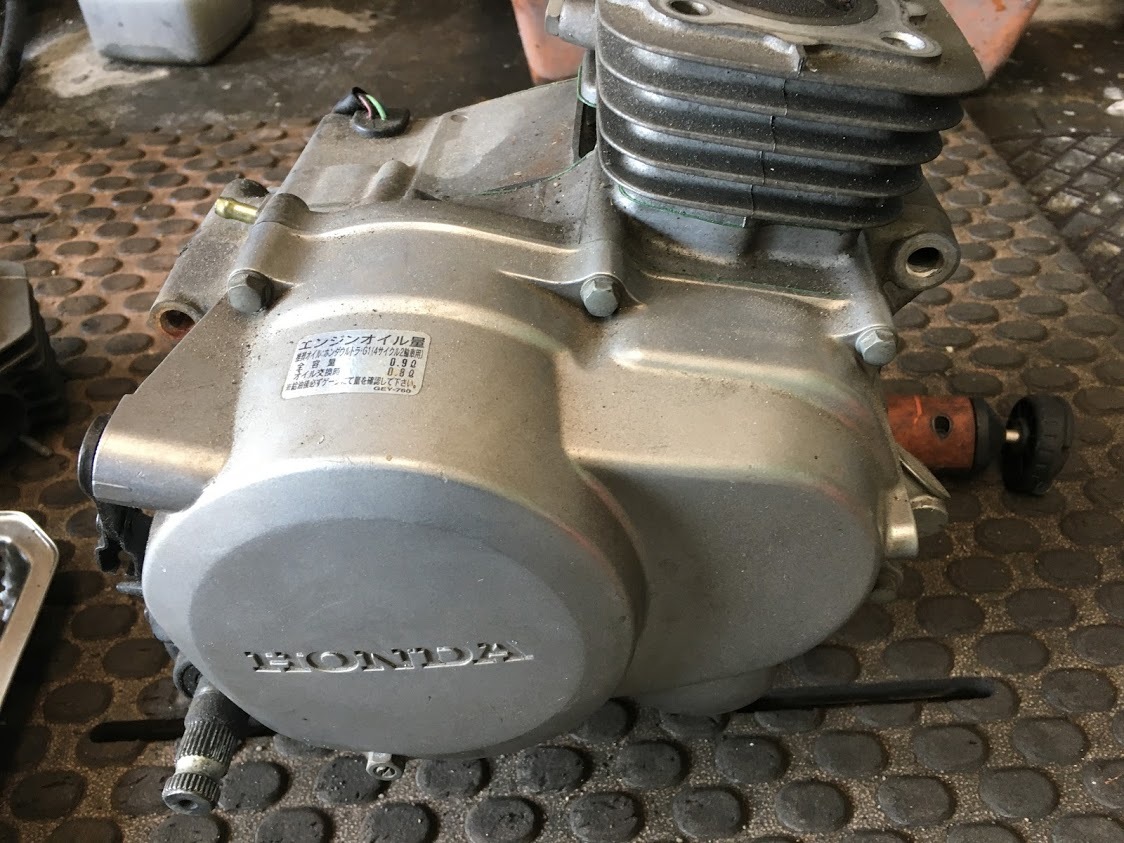 ジャンク品ホンダエイプ50 エイプ50 エンジン(AC16E) エンジン