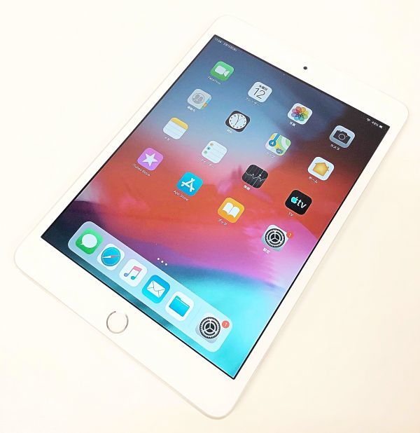 売り出し格安 θ【Bランク】Apple docomo iPad mini3 Cellular 16GB