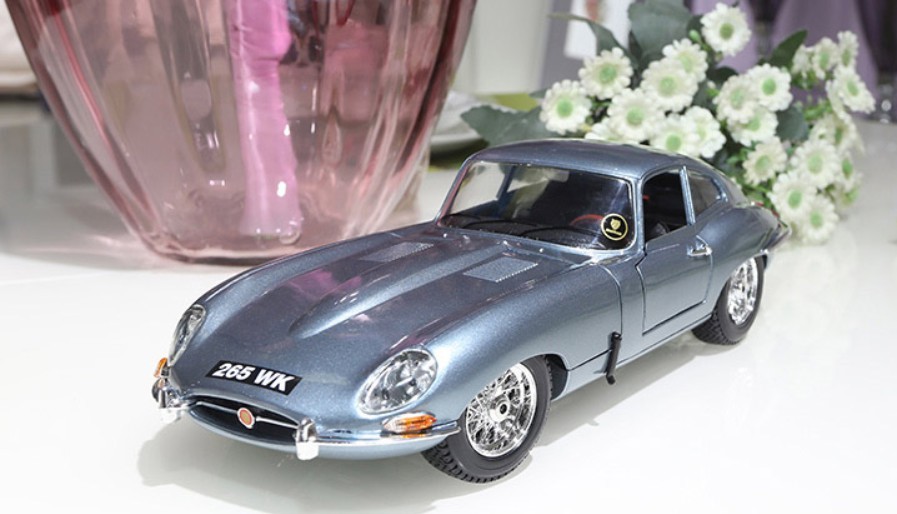 1 18 合金 模造 ジャガー クラシックカー 自動車モデル 飾り コレクション 25 5cm 9 5cm 7cm 乗用車 売買されたオークション情報 Yahooの商品情報をアーカイブ公開 オークファン Aucfan Com