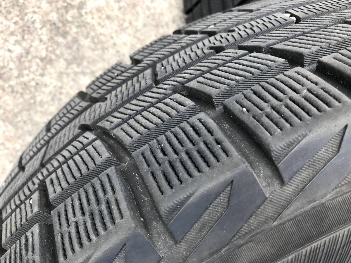 トヨタ スタッドレスタイヤ YOKOHAMA 215⁄60R17 純正ホイール 17インチ