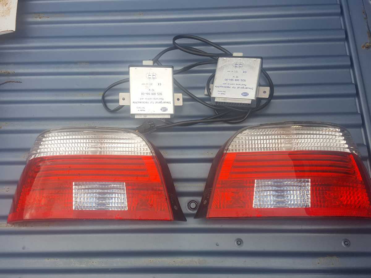 E39 BMW 後期ルック テールランプ HELLA 63212496297RW - Genuine