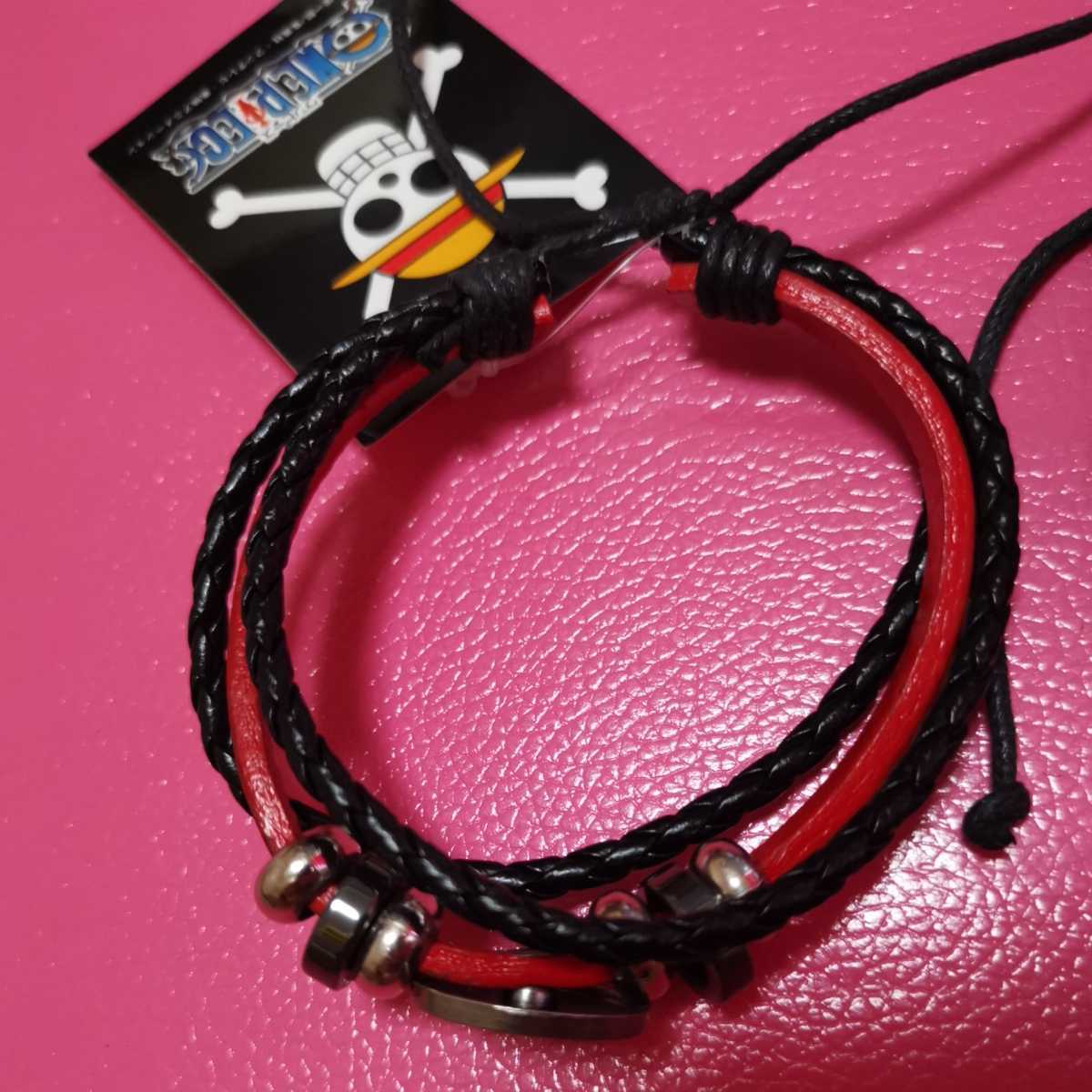 ワンピース レザーブレスレット ルフィ ブラウン エース オレンジ ルフィ レッド セット One Piece 売買されたオークション情報 Yahooの商品情報をアーカイブ公開 オークファン Aucfan Com