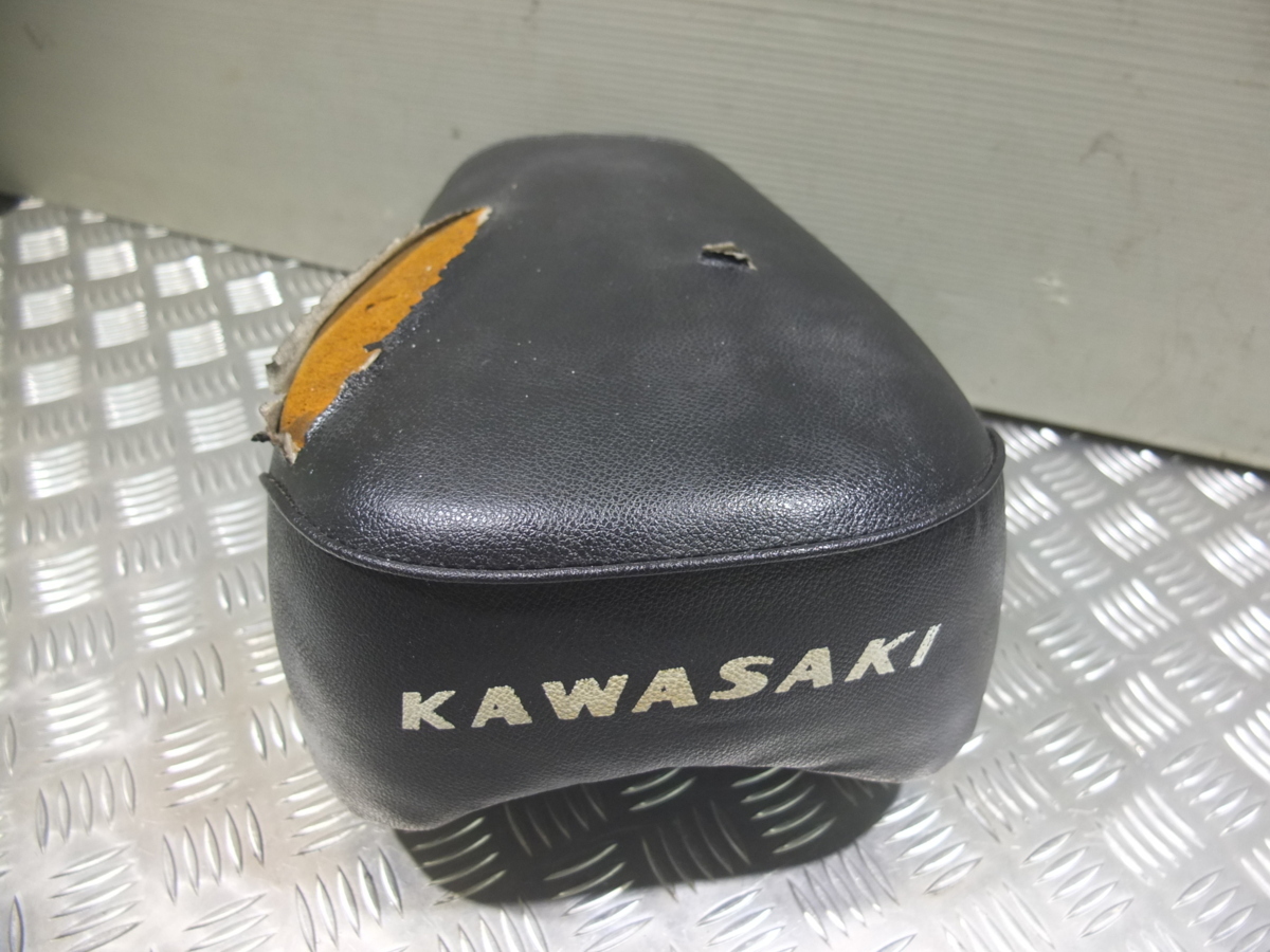 カワサキKC125A B1-1180**純正シート/修復素材に/メグロ/B8/当時物③J