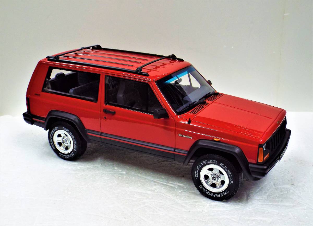 OTTO 1/18 Jeep チェロキー 2.5 EFI XJ型 2ドア 中期型 レッド の 