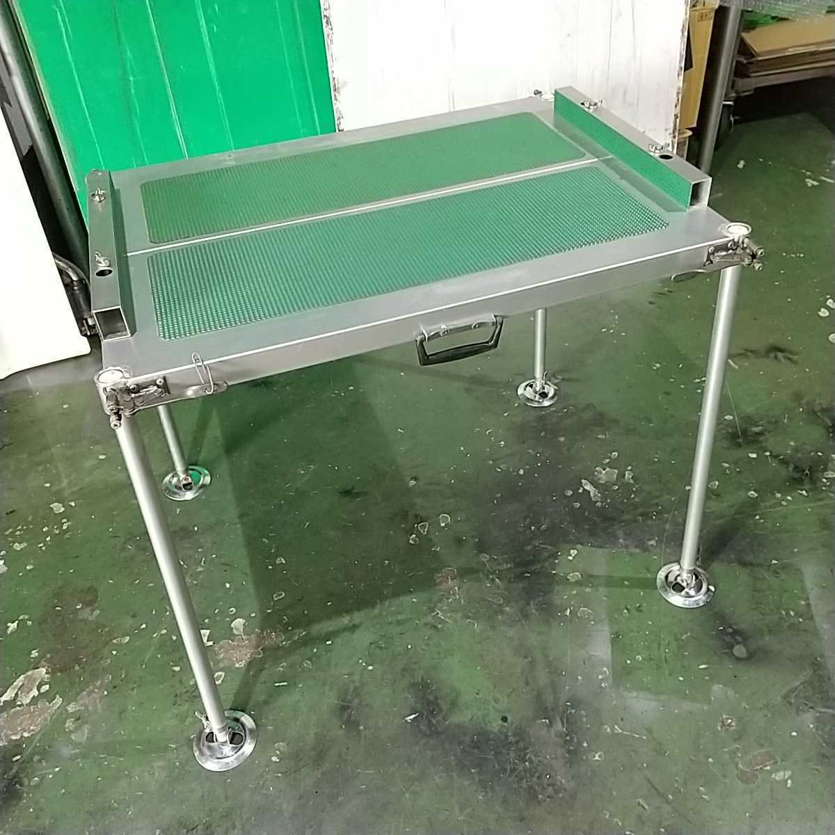 アルミ製 釣り台 ワンタッチ 釣台 王座 約58cmx80cm 足の長さ約70cm 