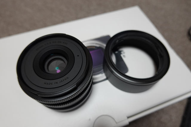 SIGMA fp 45mm F2.8 DG DN Contemporary キット（フィルター、バッテリー×１おまけ） Sigma 45mm fp Contemporary: Solid w