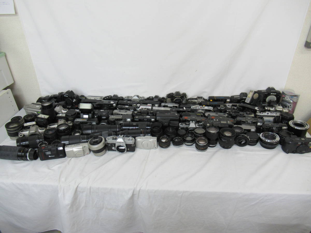 カメラ/レンズ/付属90個以上まとめ売り】⑪/Nikon/minolta/Canon他