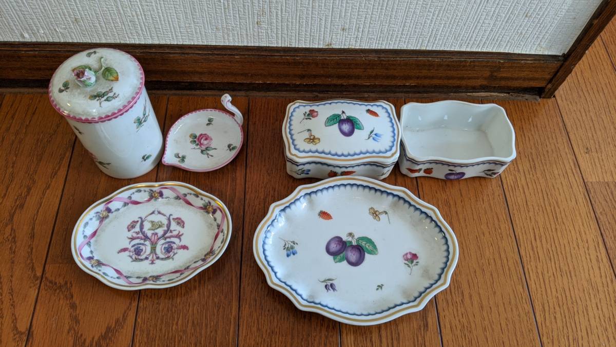古い抹茶石臼 直径35cm小ぶりの茶臼 宇治石 粉引 木箱付 茶道具