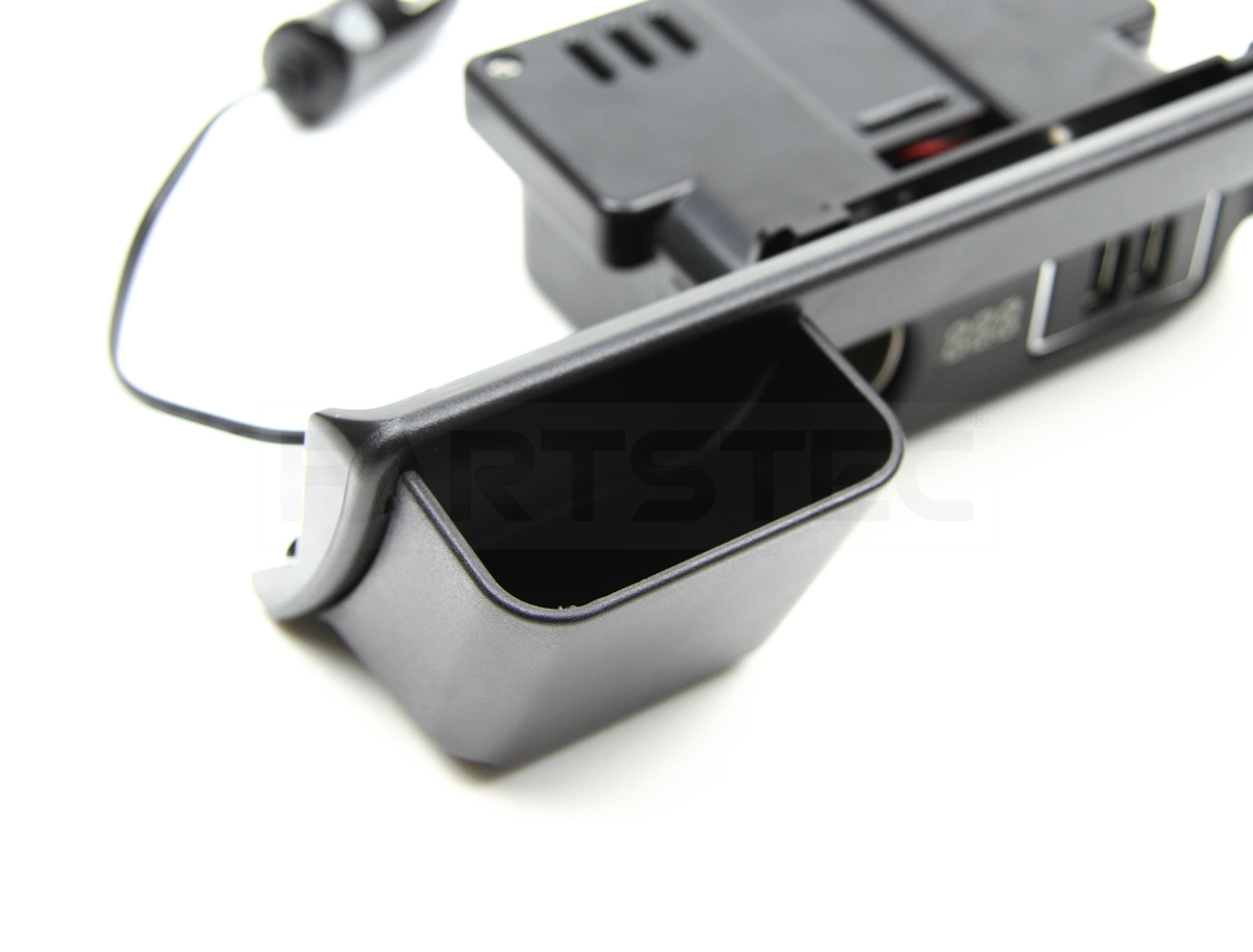 200系 レジアスエース 増設 電源 ユニット USB 2ポート LEDライト 電圧計 ポケット付 TRH200 TRH221 GDH201 TRH226 【説明動画有】/28-430 ハイエース : 増設電源ユニット ユニット | Type-Cトヨタ
