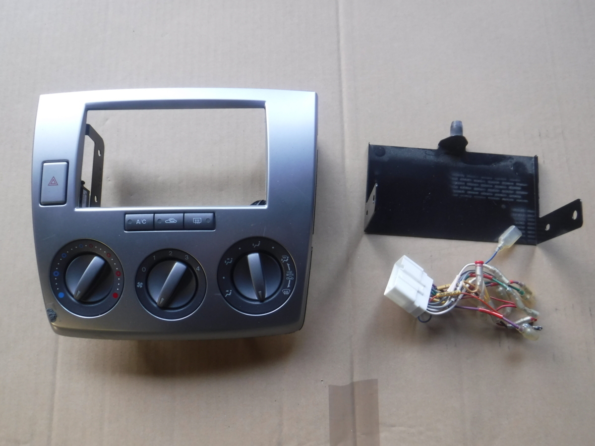 デミオ オーディオパネル DY3W DY5W マツダデミオ(DY5W⁄DY3W)用2DIN化