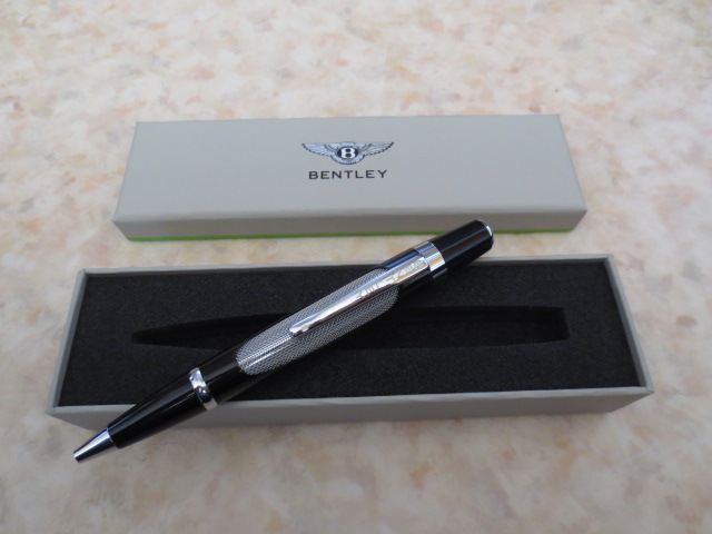 ベントレー（ＢＥＮＴＬＥＹ）のオリジナルボールペン・新品・箱入り★コンチネンタルＧＴＣ・フライングスパー・ロールスロイス・英国車