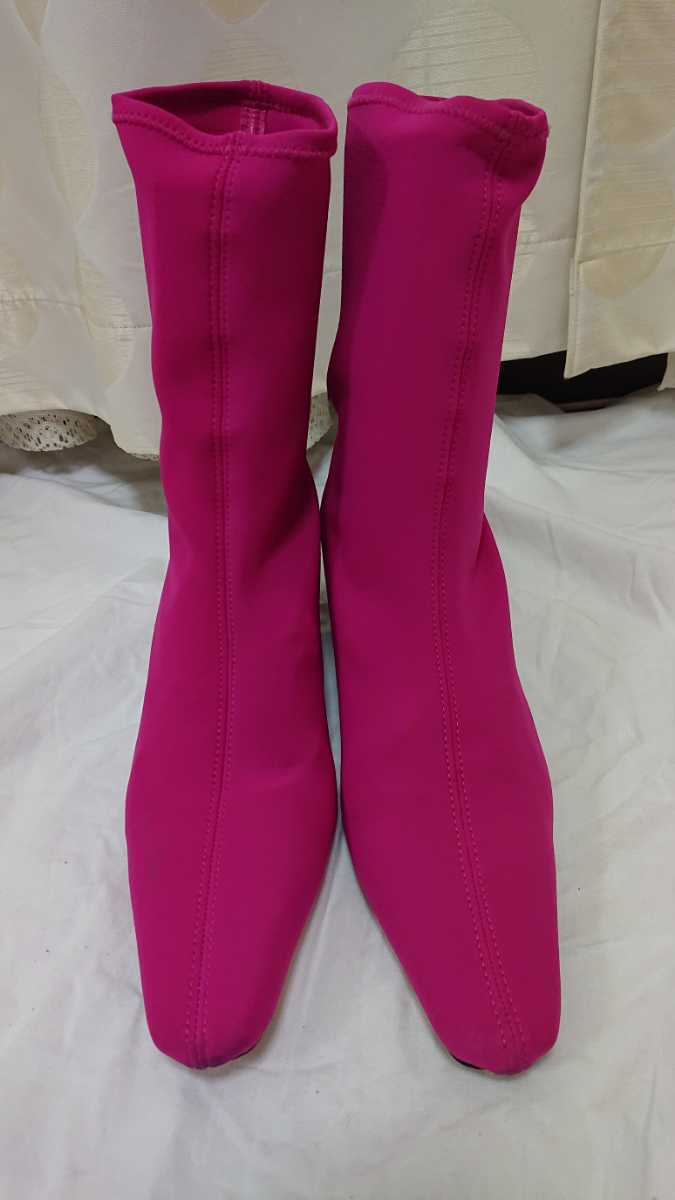 Zara ソックスブーツ ショートブーツ ショッキングピンク 春ブーツ 25 5cm 売買されたオークション情報 Yahooの商品情報をアーカイブ公開 オークファン Aucfan Com Zara ソックスブーツ ショートブーツ ショッキングピンク 春ブーツ 25 5cm 売買されたオークション情報 Yahooの商品情報をアーカイブ公開 オークファン Aucfan Com