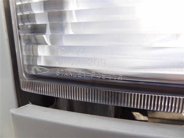 205004 S210P/ハイゼット 右ヘッドライト☆ STANLEY/P4941 自動車