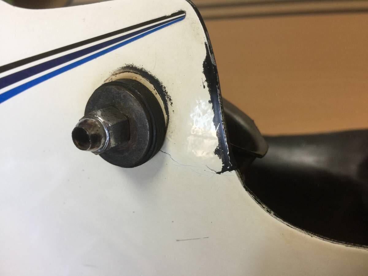 RZ250/RZ350純正アンダーカウル 取付ステ－付 RZ250 RZ350 アンダー