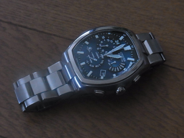 ジャンク CITIZEN エコドライブ e600-t006361 故障品 ジャンク CITIZEN ATTESA アテッサ E600-T006361 Eco-Drive アテッサ