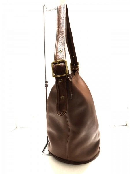 コーチ Coach ショルダーバッグ 9085 レザーダッフルショルダーバッグ レザー ダークブラウン バッグ 男性用 売買されたオークション情報 Yahooの商品情報をアーカイブ公開 オークファン Aucfan Com
