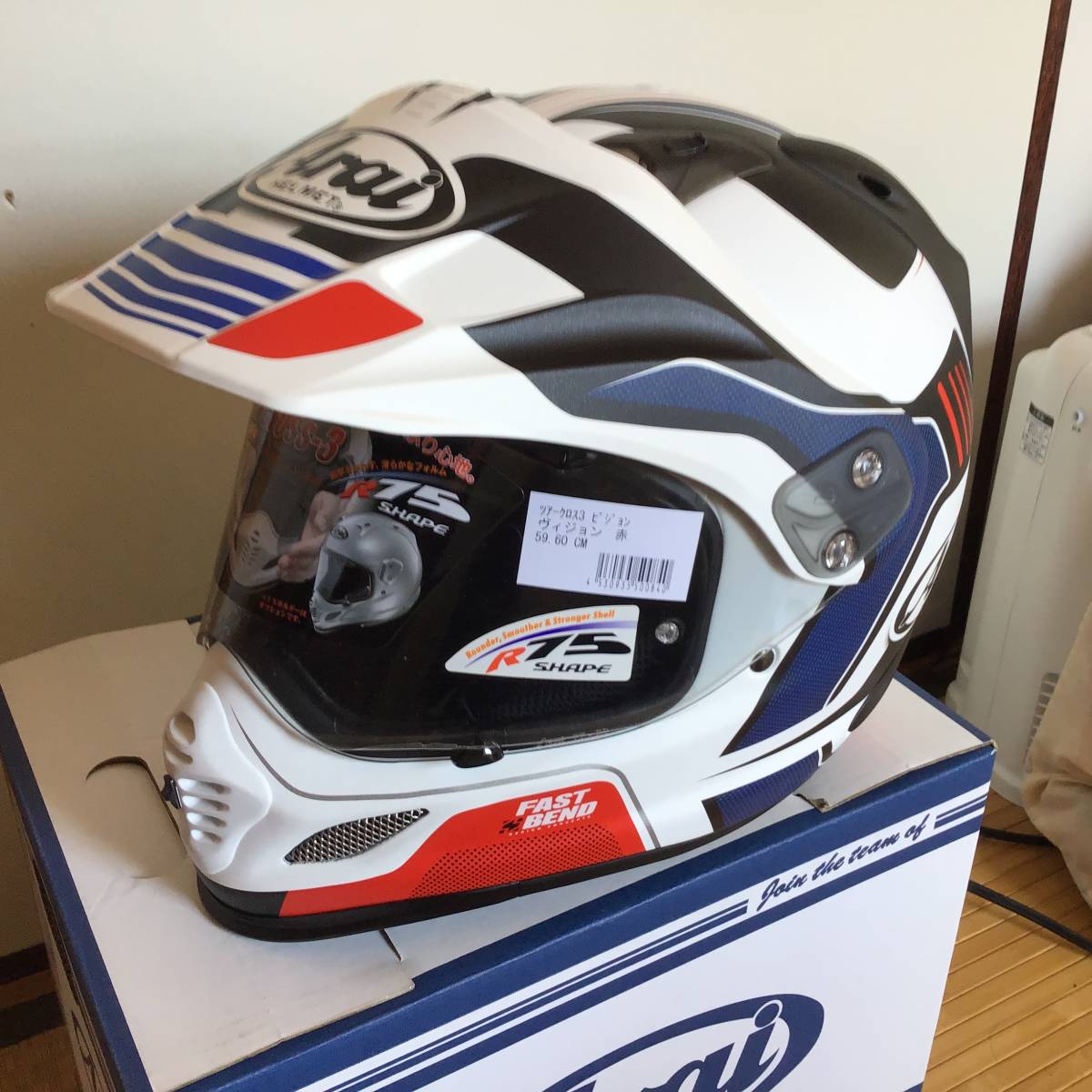 アライ ツアークロス3 Arai 2026年最新アライ 人気ヘルメットが揃う