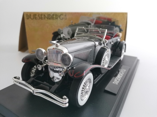 1/18 DUESENBERG Ⅱ SJ