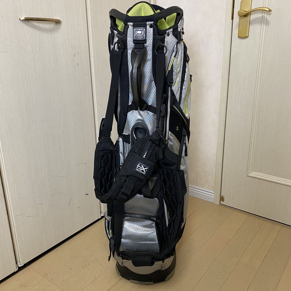 送料無料 希少 オジオ OGIO ハイグレード キャディバッグ GROM XX