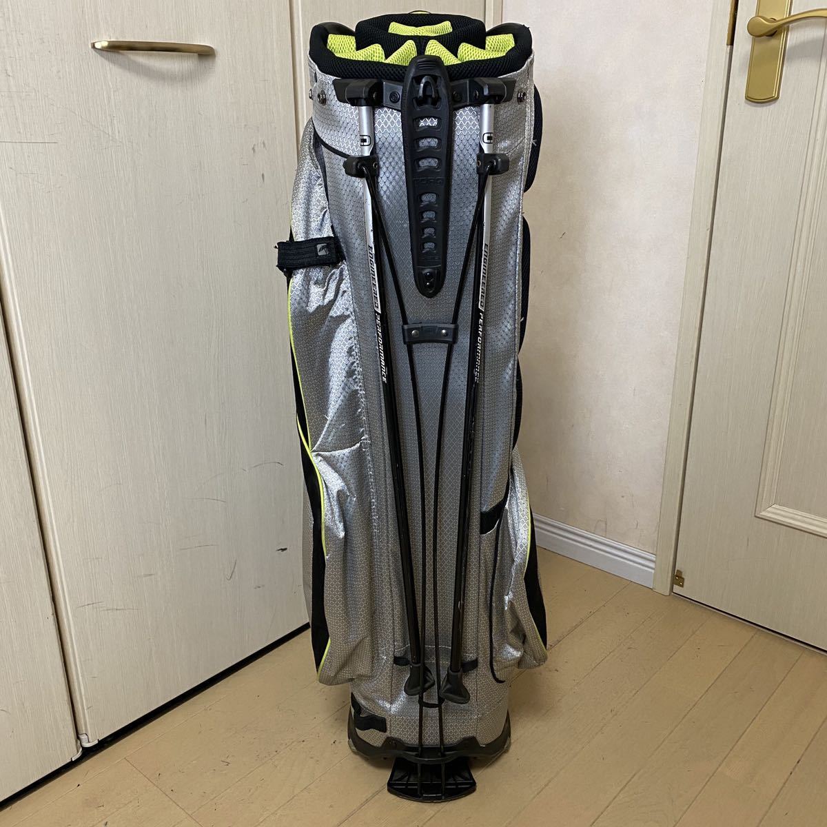 送料無料 希少 オジオ OGIO ハイグレード キャディバッグ GROM XX
