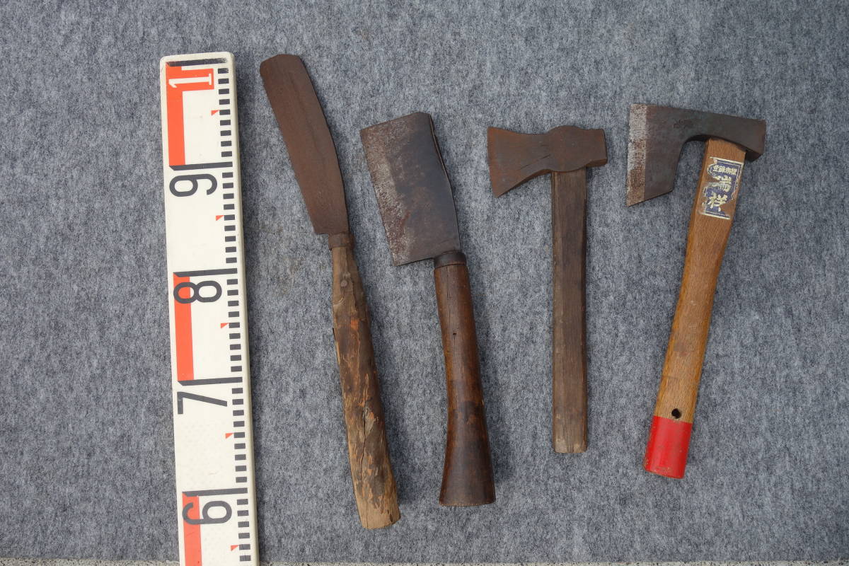 人気セール，安い 古い鉈 斧セット ４本 大工道具 山師 古作 古佐吉 在銘品在り 検鉋鋸山菜取り手打ち手斧薪割りキャンプ アウトドア 山菜取り(大工道具一般)｜売買されたオークション情報、yahooの商品情報 大工道具一般