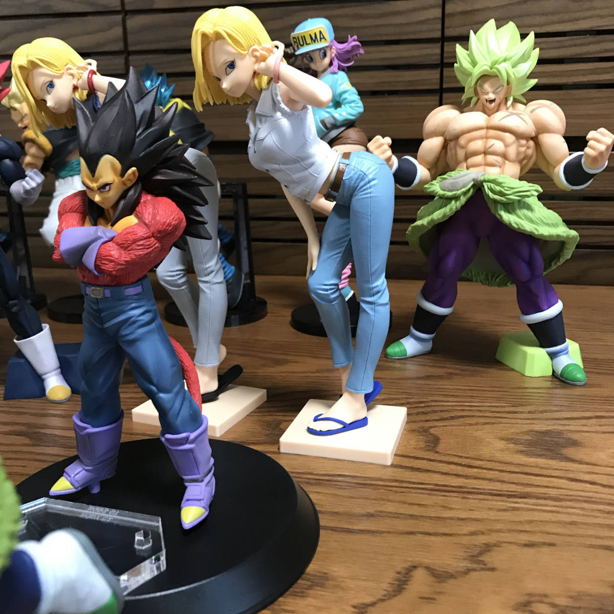 ドラゴンボール フィギュア 悟空 ベジータ ブロリー 18号 身勝手 