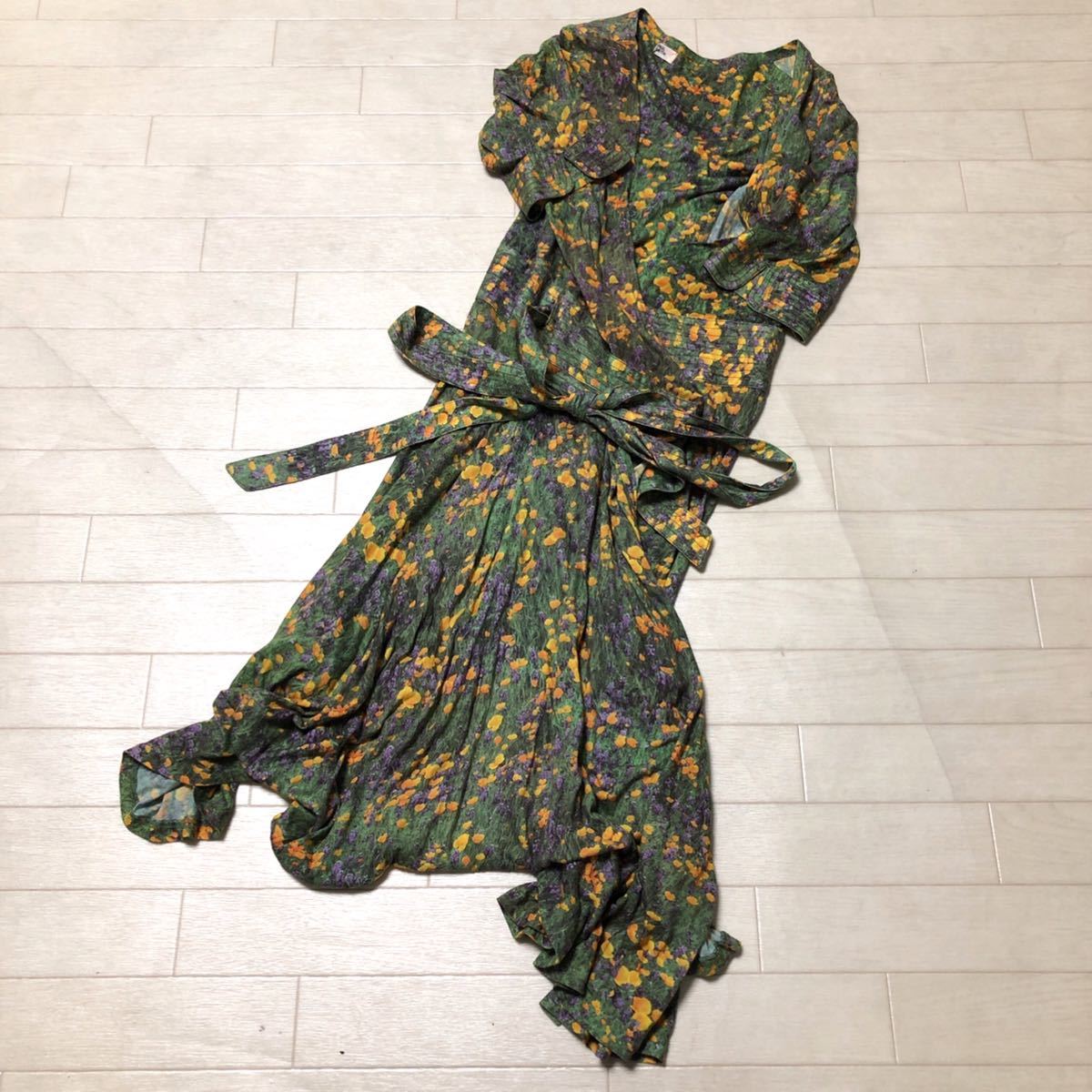 785 Paul Smith Pink ポールスミス ピンク カシュクール ワンピース ロングワンピース 花柄 総柄 M レディース グリーン トップス 売買されたオークション情報 Yahooの商品情報をアーカイブ公開 オークファン Aucfan Com 785 Paul Smith Pink ポールスミス ピンク カシュクール ワンピース ロングワンピース 花柄 総柄 M レディース グリーン トップス 売買されたオークション情報 Yahooの商品情報をアーカイブ公開 オークファン Aucfan Com