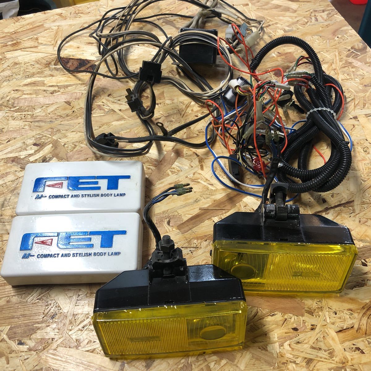 M6 FET DUAL 当時物 新品 フォグランプ・スポットランプセット 旧車 