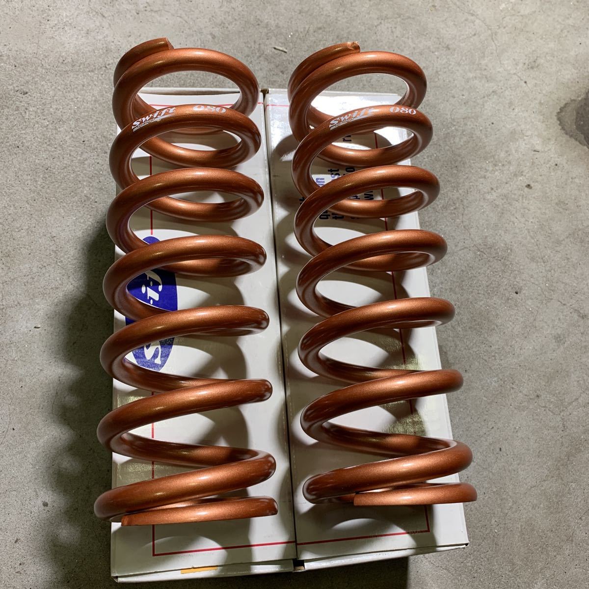 SWIFT スイフト スプリング Z65-254-080 一回組付あり swift 【公式通販】