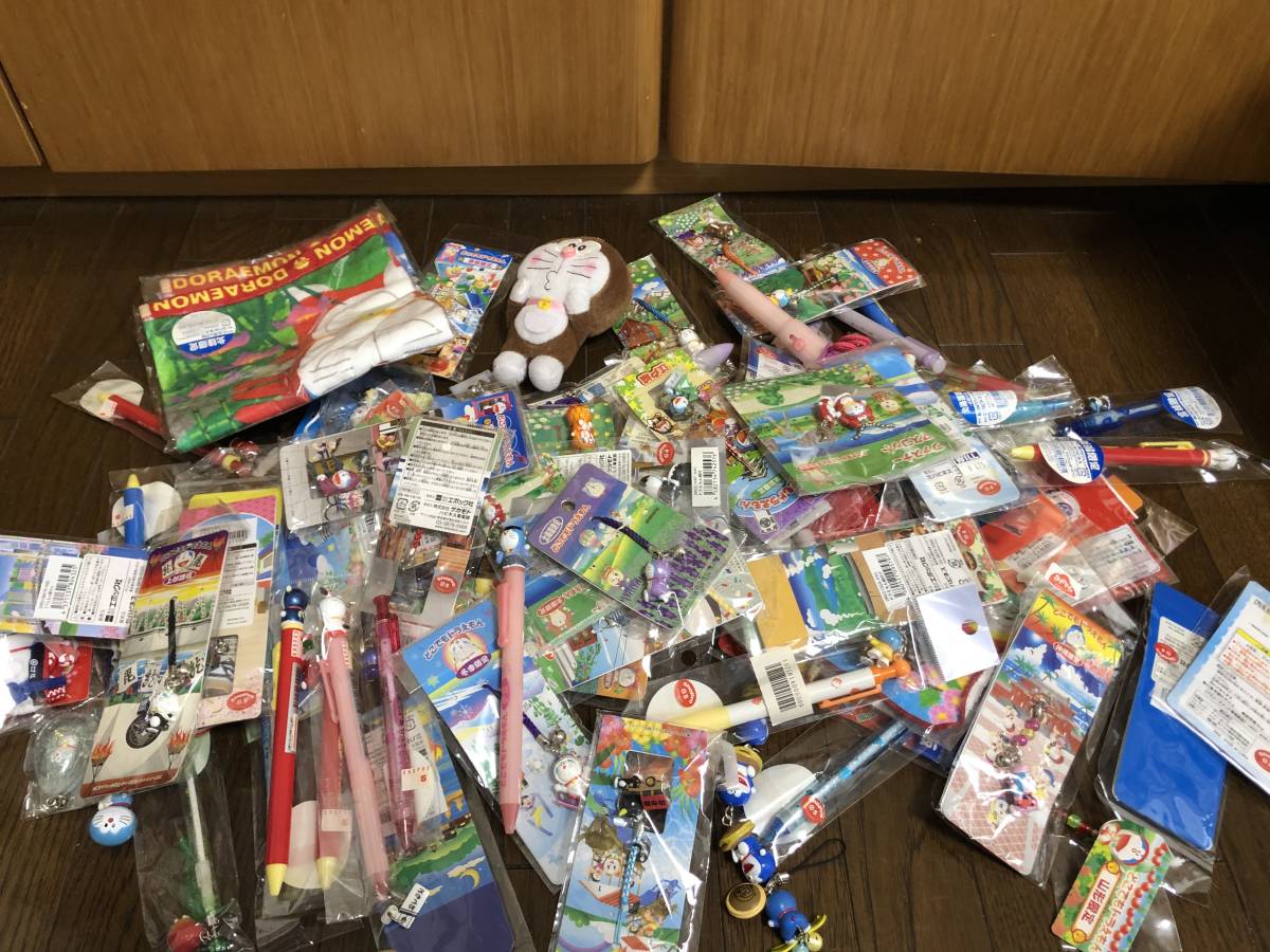 ドラえもん - キーホルダー 価格.com ストラップ」の人気商品一覧