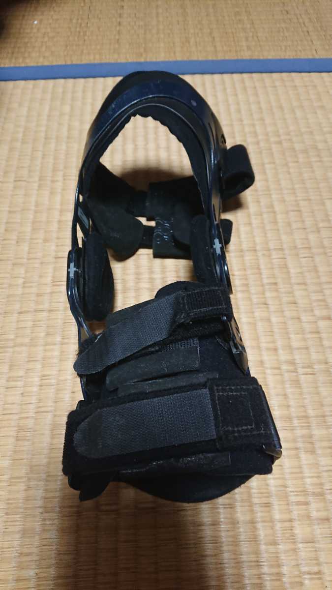 ドンジョイ（ACL用サポーター） 健康用品 膝サポーター DONJOY