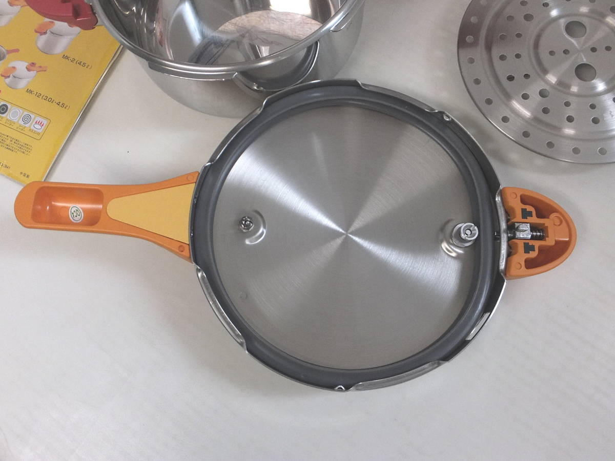 よろづ屋】ほぼ未使用：松居一代プロデュース圧力鍋 Magic Cooking MK-1 3L
