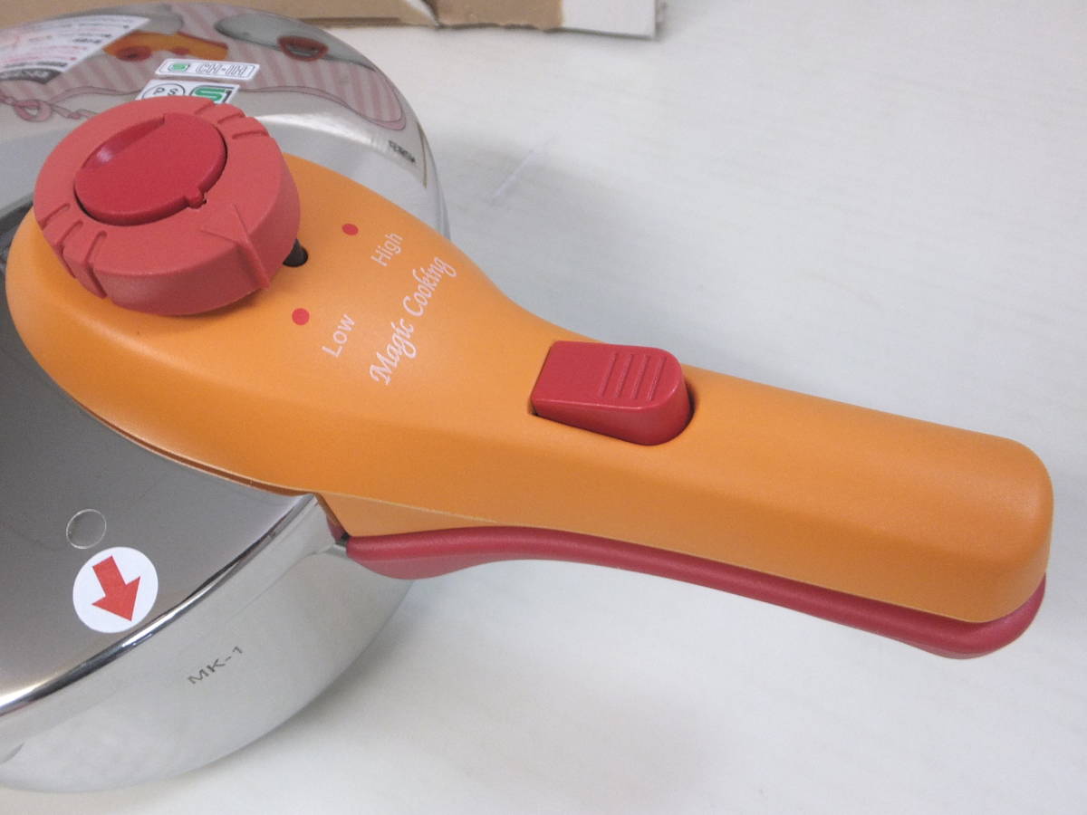 新品 未使用 松居一代 プロデュース 圧力鍋 マジッククッキング 3L MK 