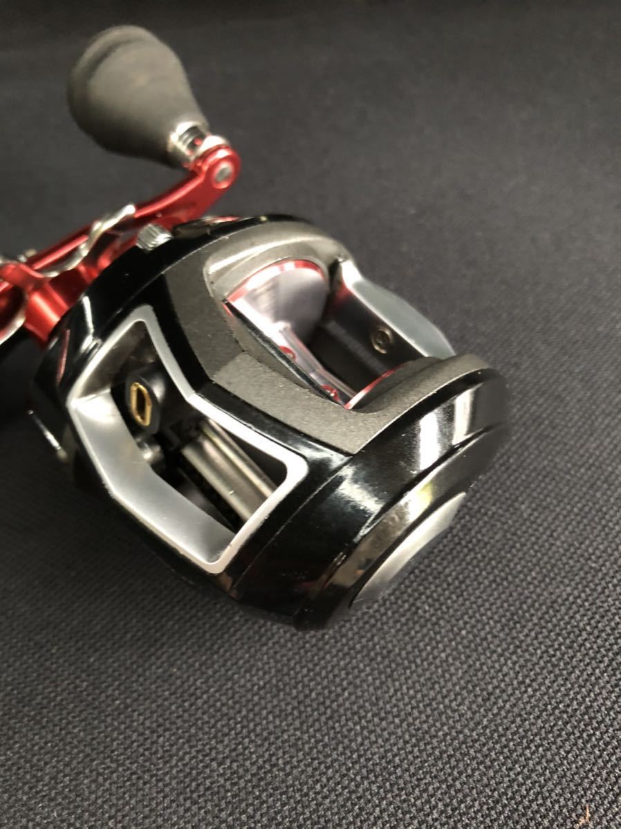 アブガルシア Abu Garcia レボ 右ハンドル ビッグシューター ビッグ